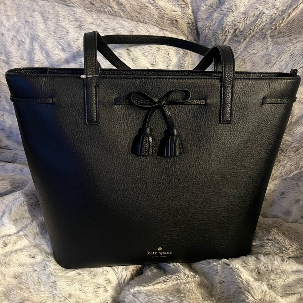 Kate Spade New York Medium top zip tote